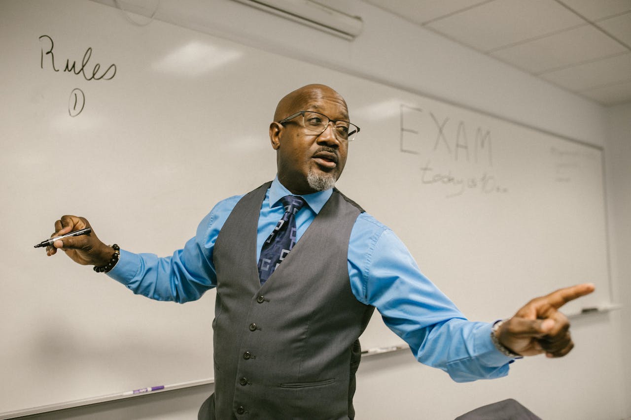 Unveiling the Past: Best Resources for Teaching Colonial History